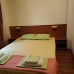 Guest house 
